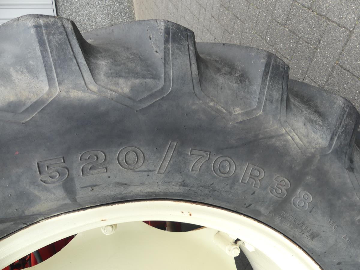 International 1055 4WD