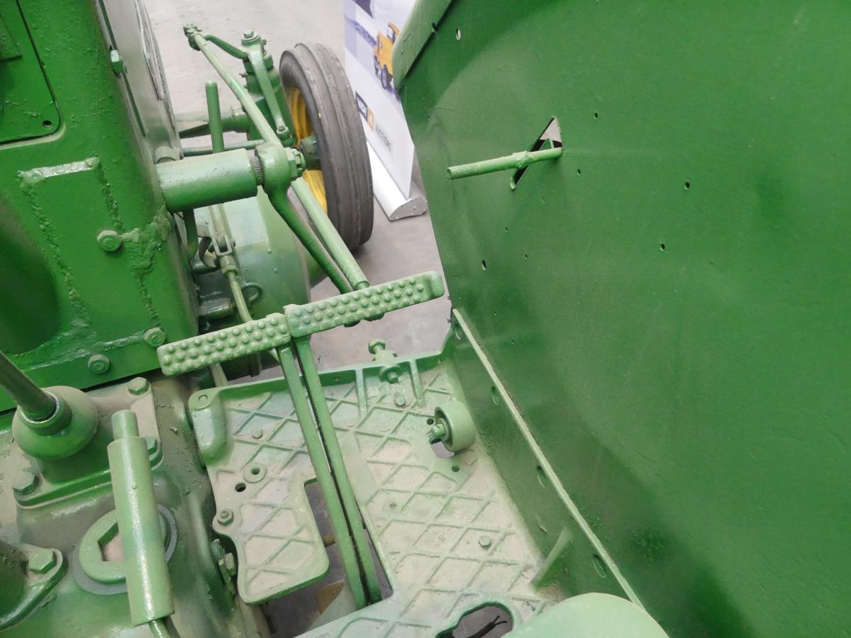 John Deere-Lanz D2416