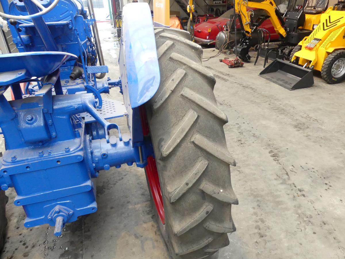 Fordson 27N