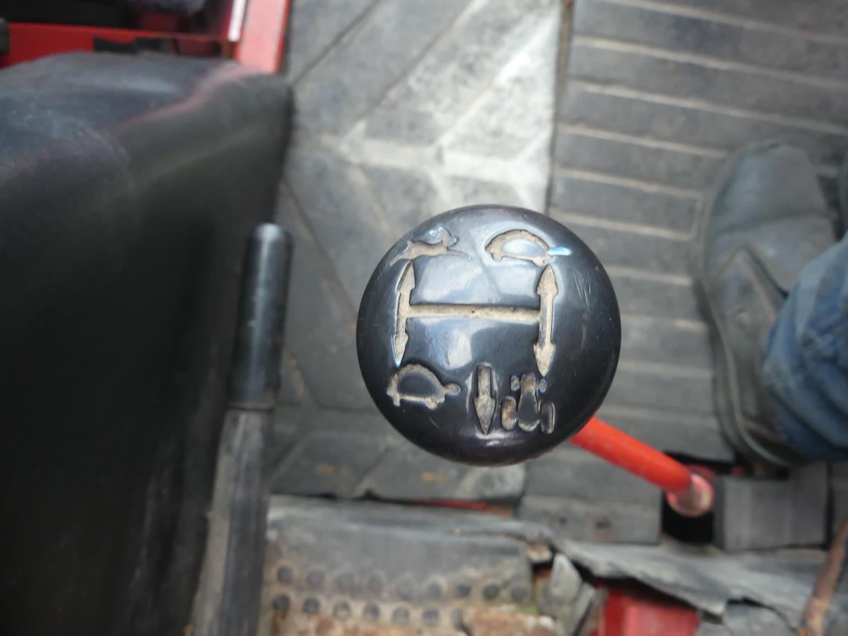 International 1055 4WD