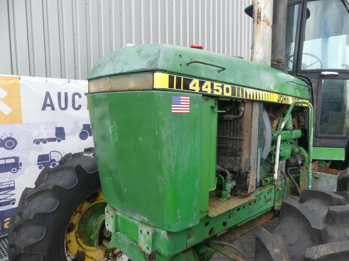 John-Deere 4450