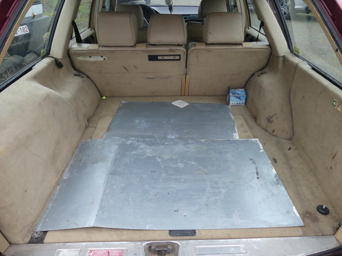 Mercedes-Benz 300 TDT