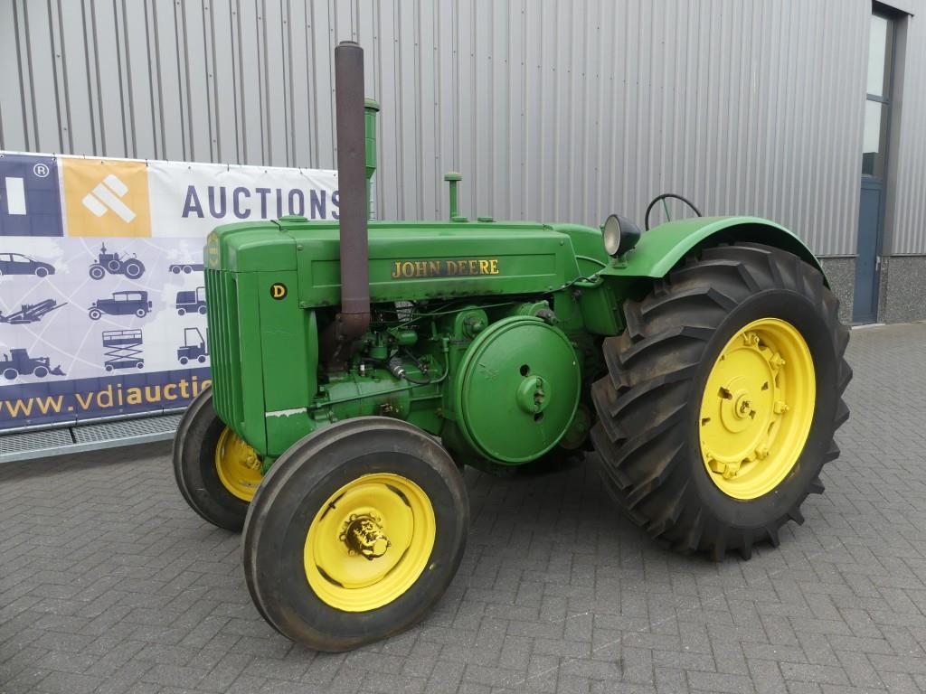 John-Deere D