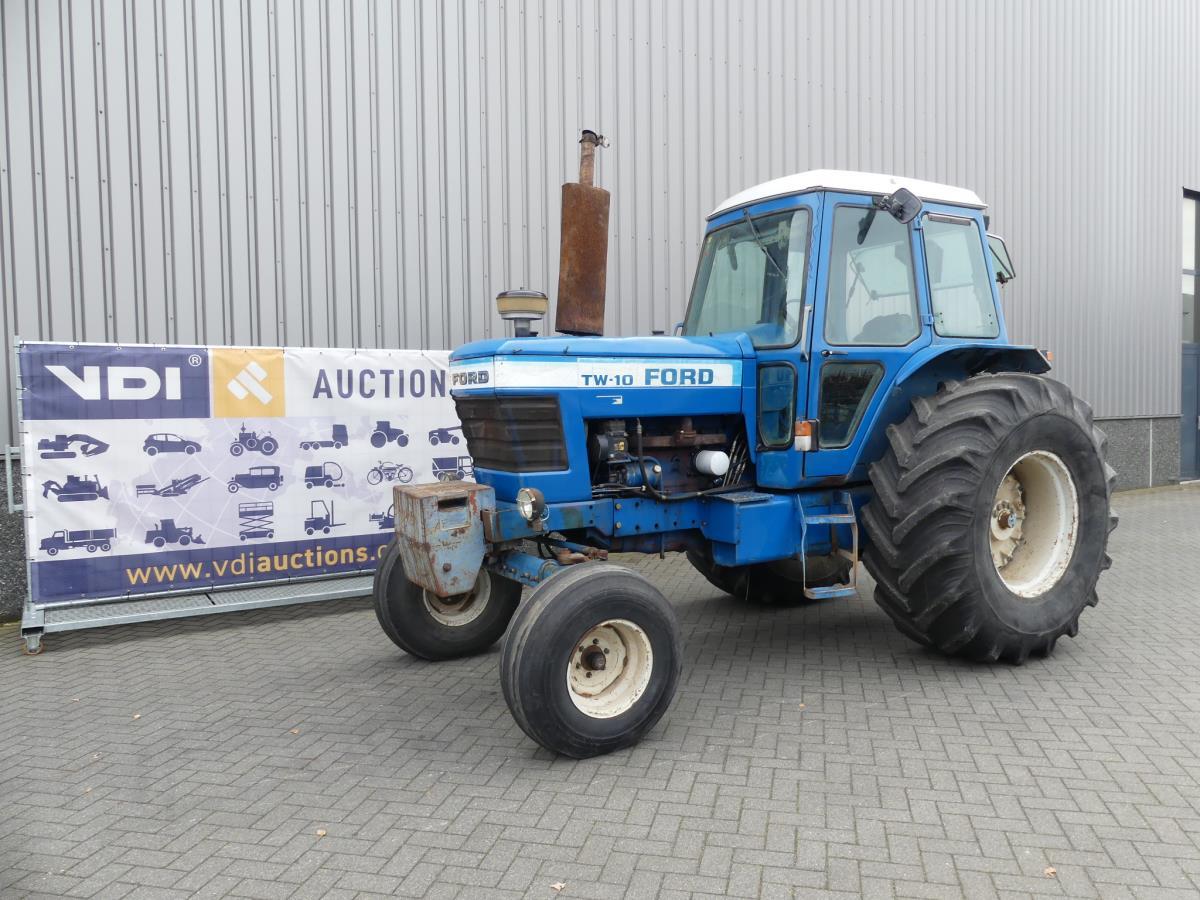 Ford TW10