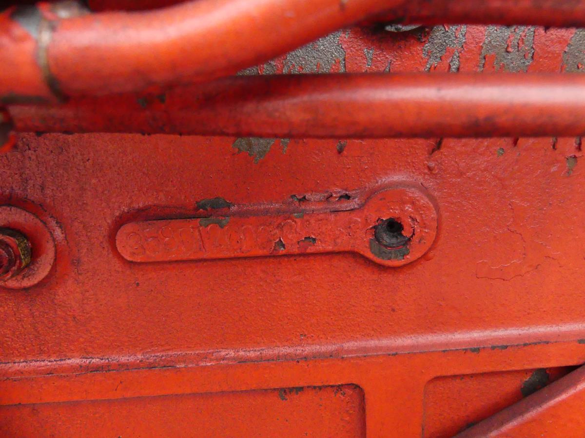 International 1055 4WD