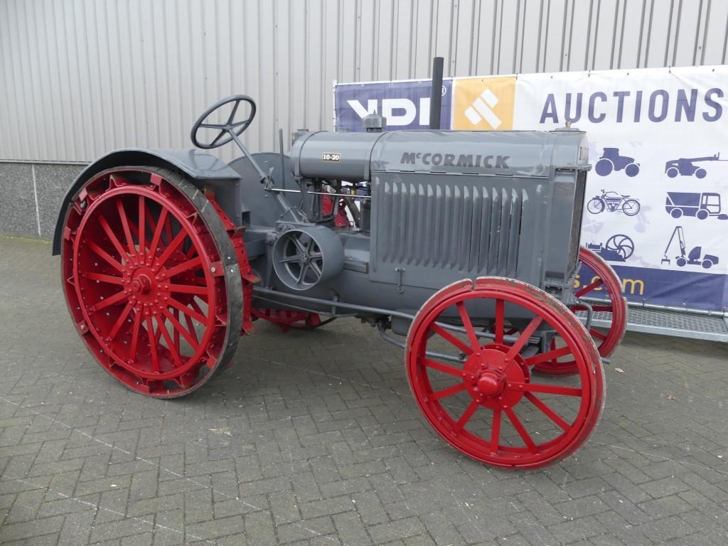 MC Cormick Deering 10/20 