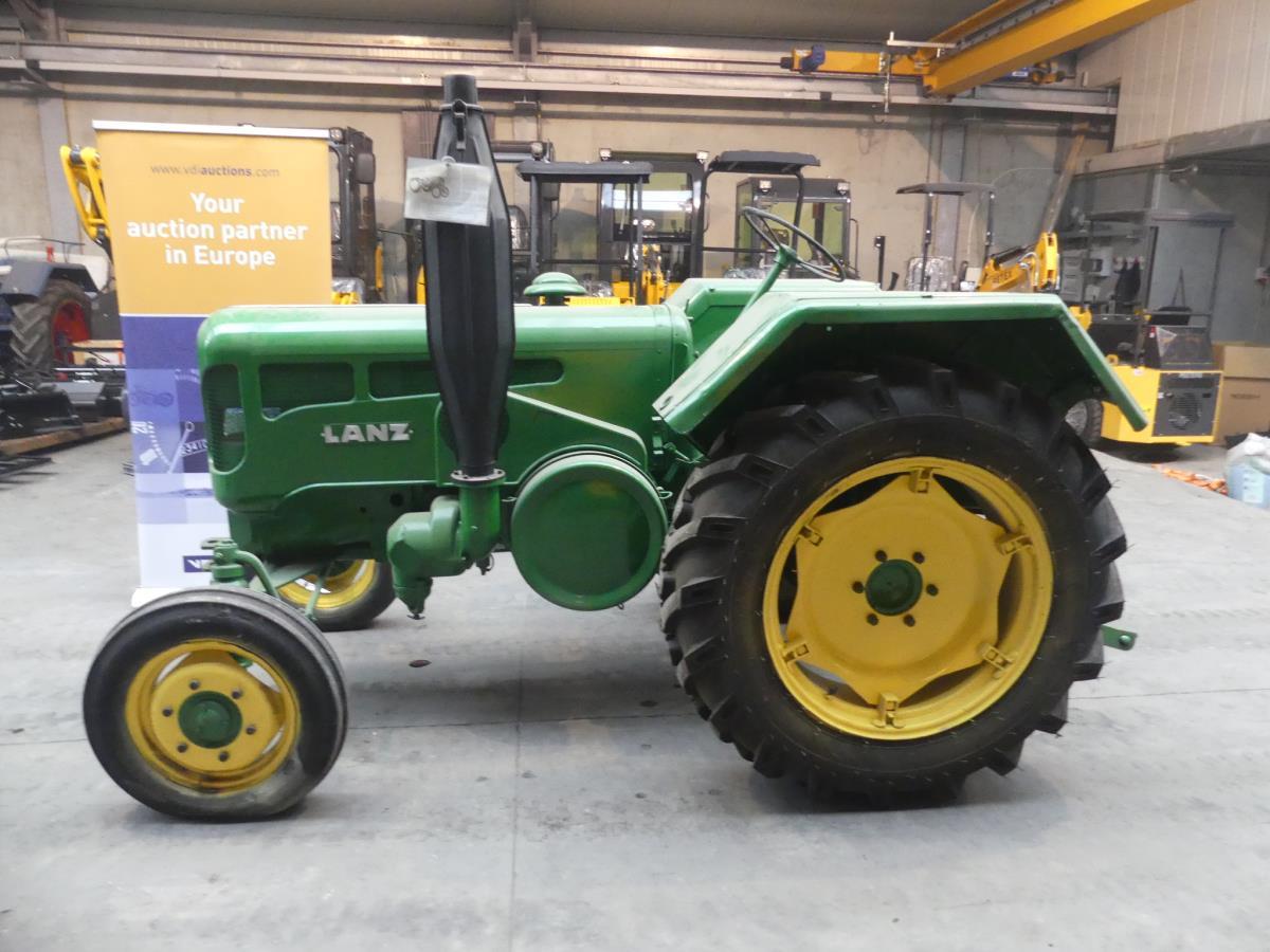 John Deere-Lanz D2416