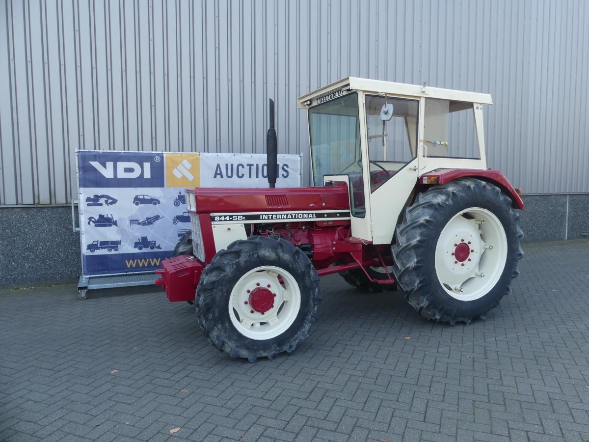 International 844S