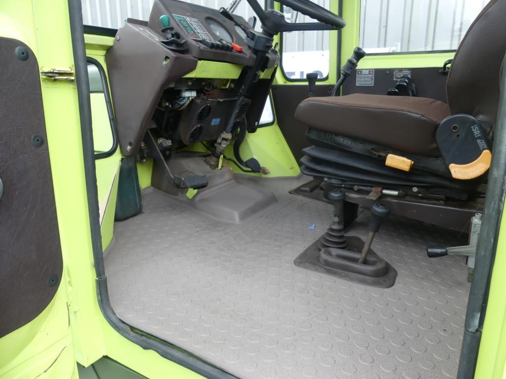 Mercedes Benz MB Trac 900