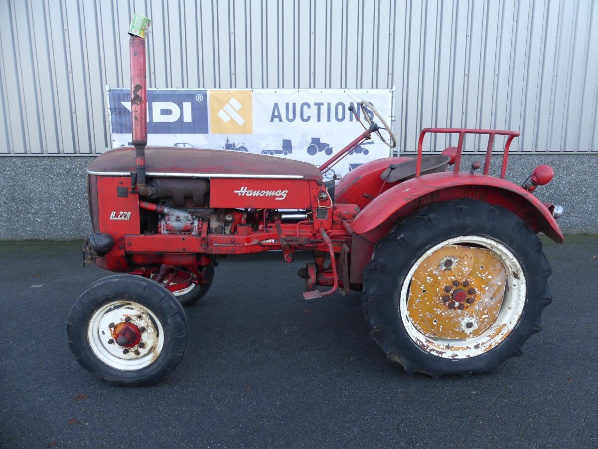Hanomag R228