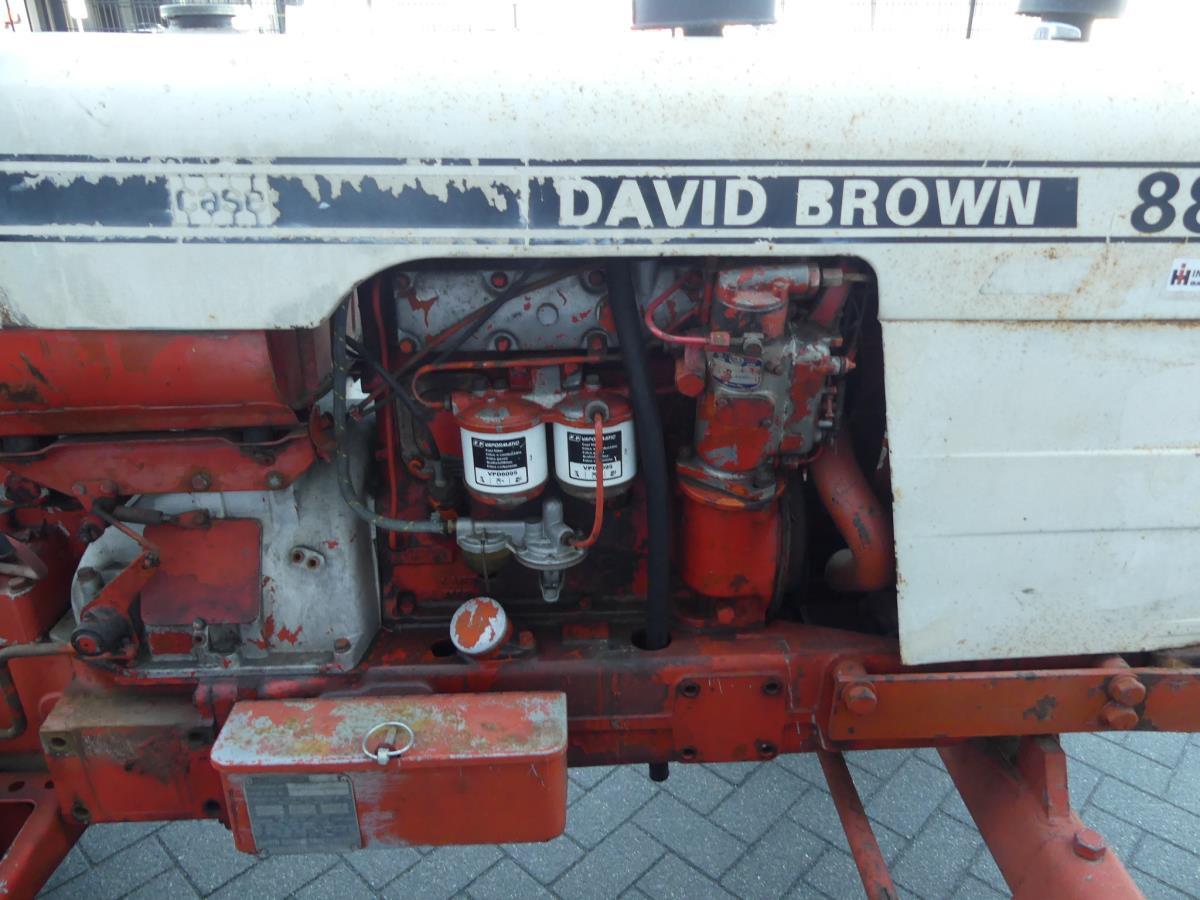 David Brown 885