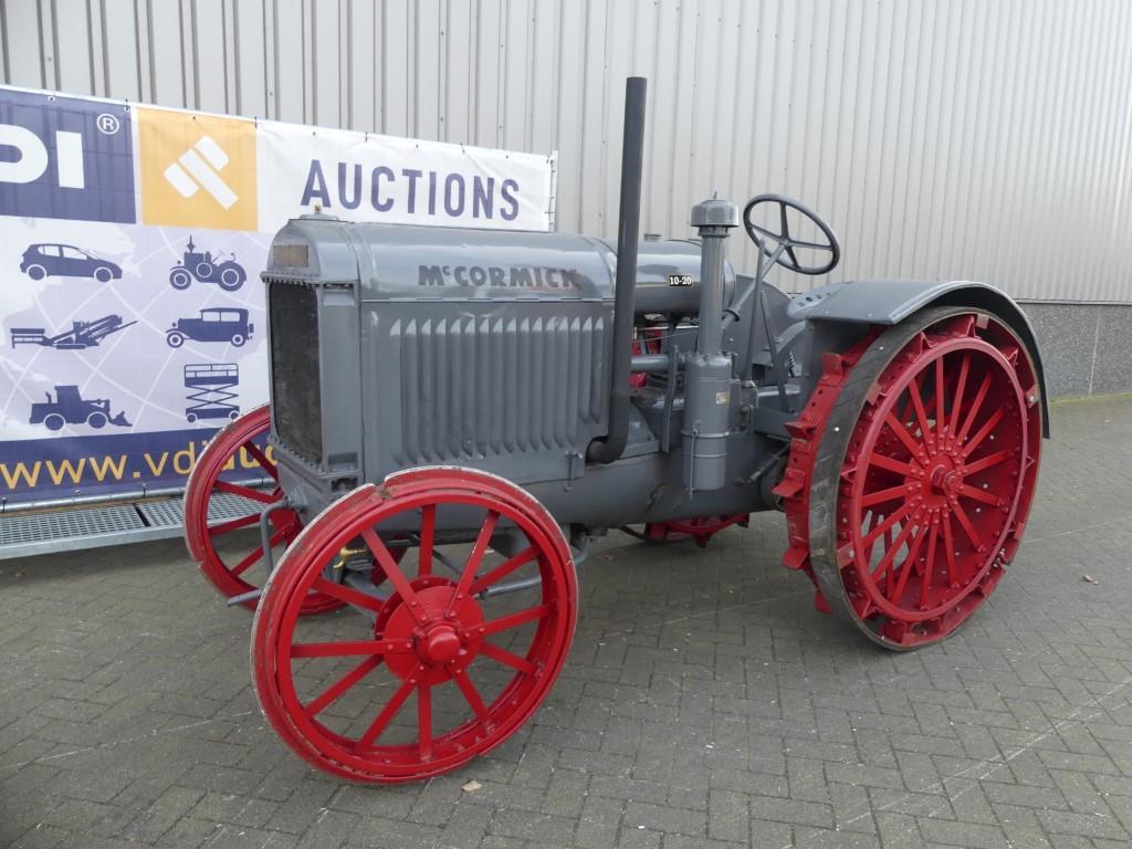 MC Cormick Deering 10/20 