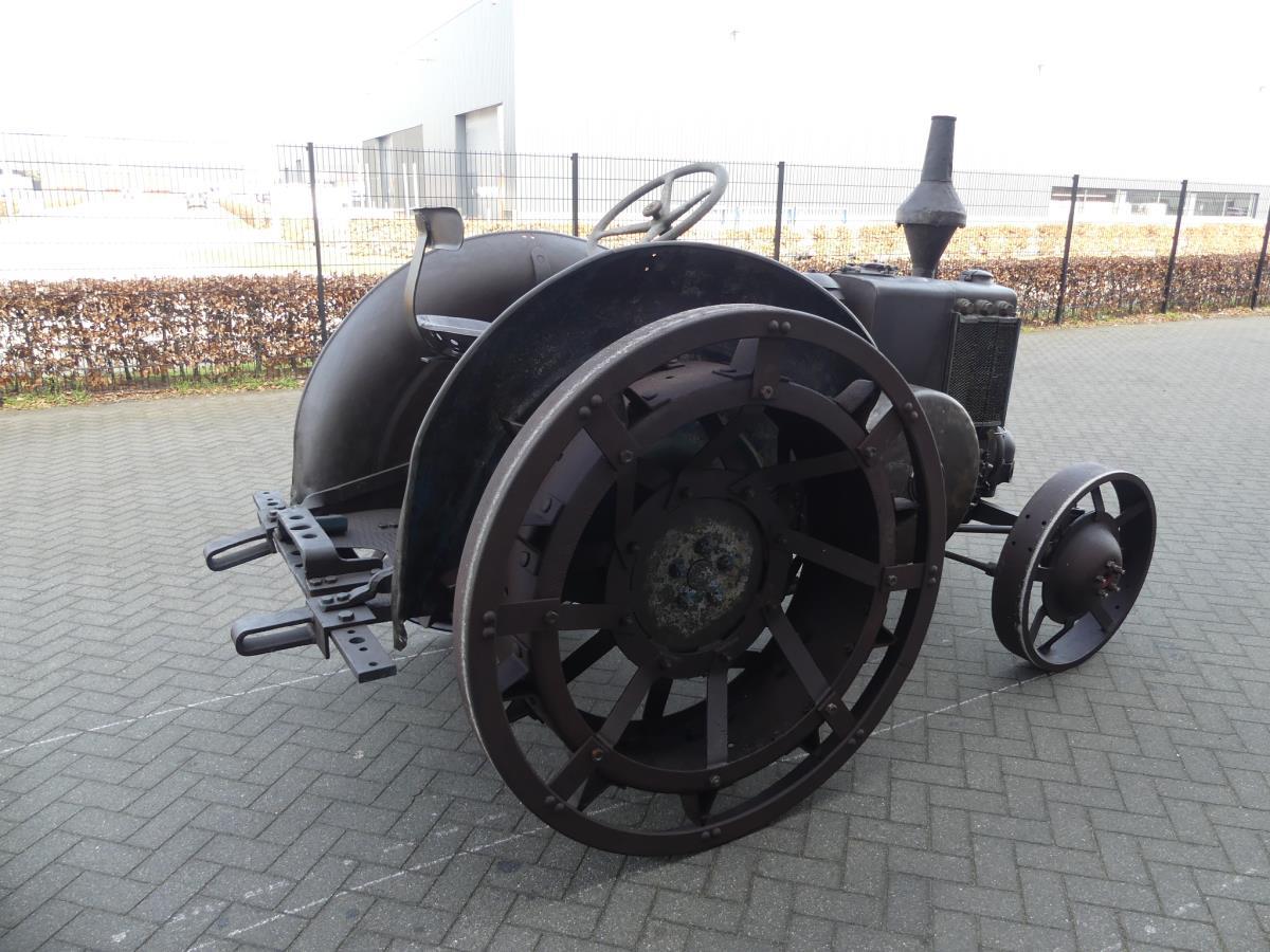 Lanz-Bulldog HN1 12/20  