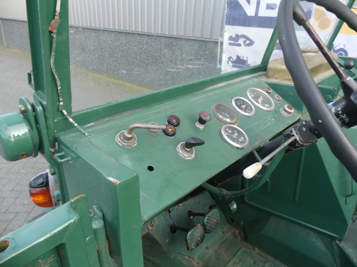 Mercedes-Benz Unimog