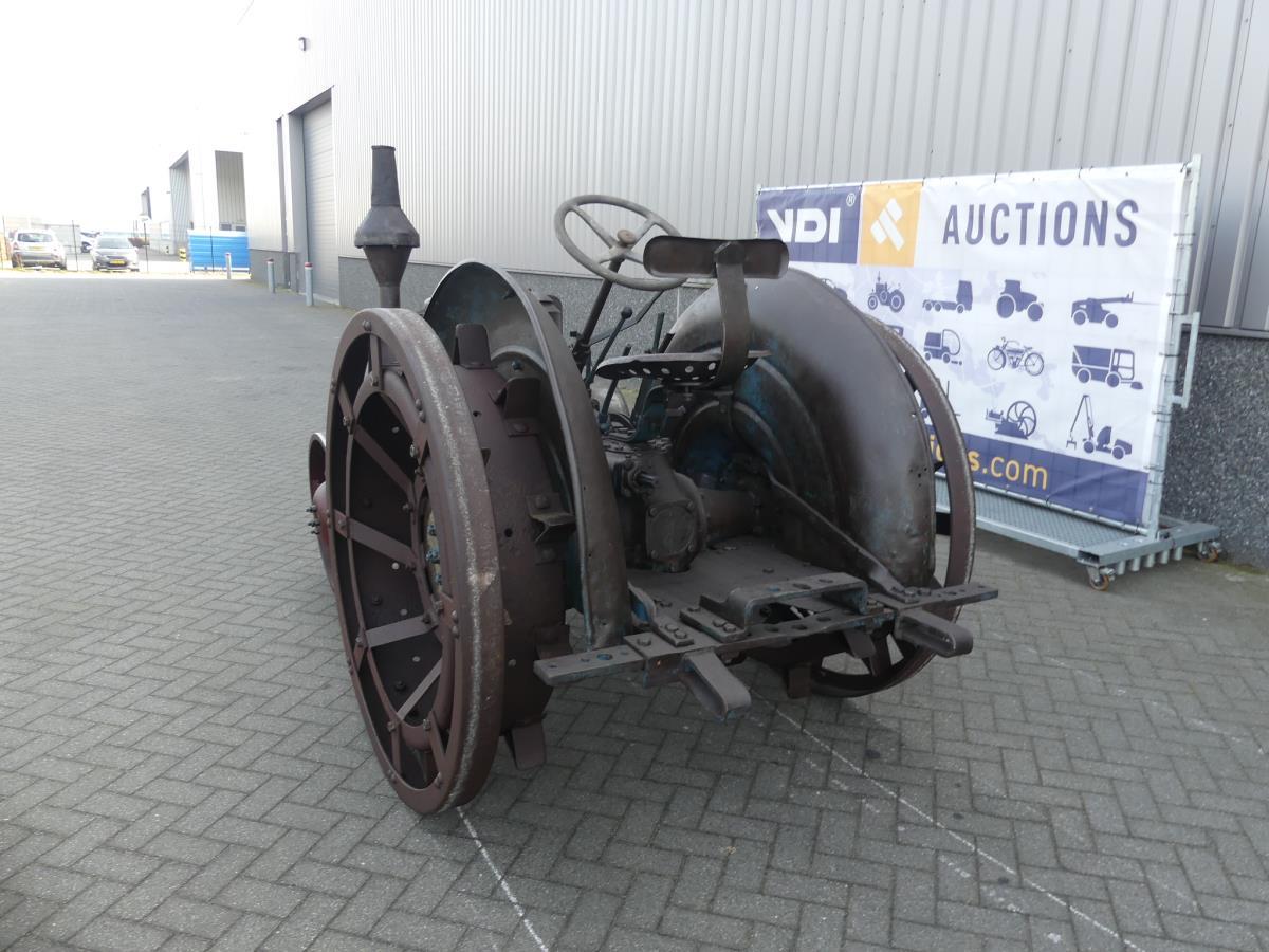 Lanz-Bulldog HN1 12/20  