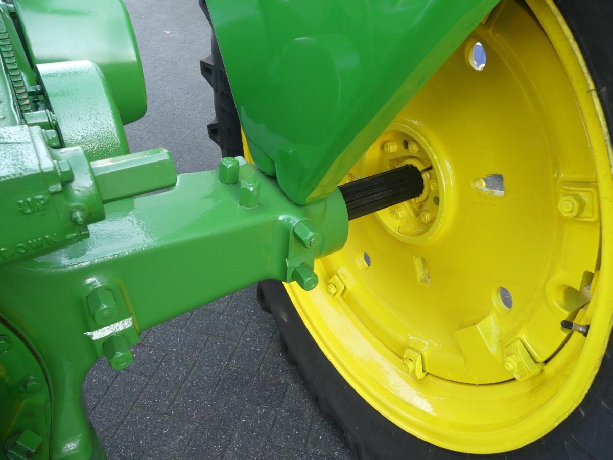 John-Deere A
