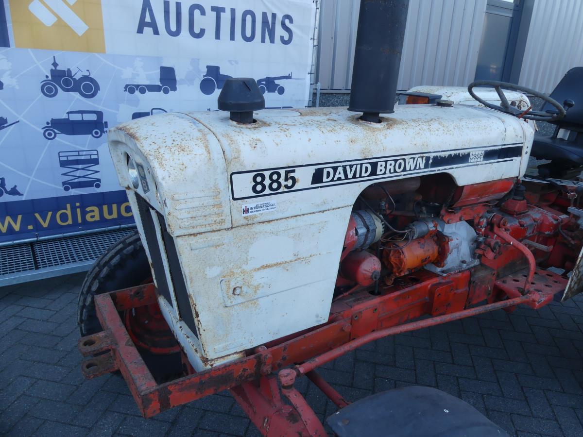 David Brown 885