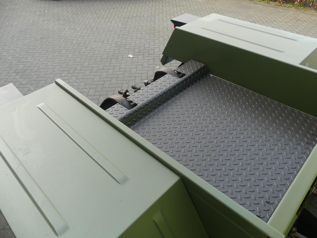 Mercedes-Benz MB trac 1000