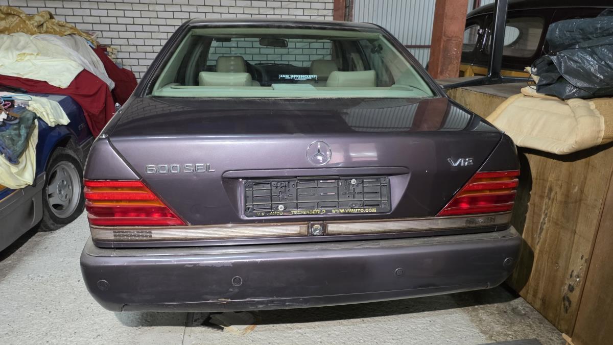Mercedes-Benz 600 SEL