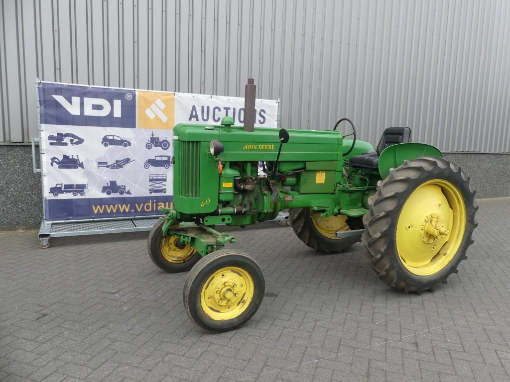 John-Deere 40
