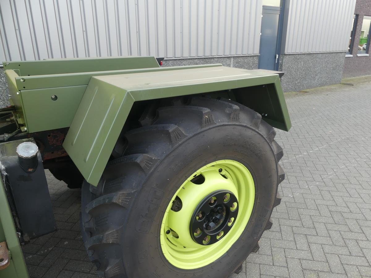 Mercedes-Benz MB trac 1000