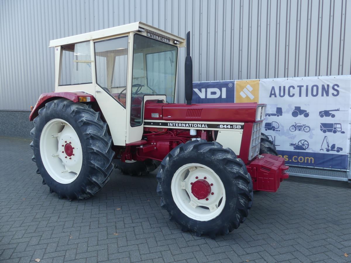 International 844S