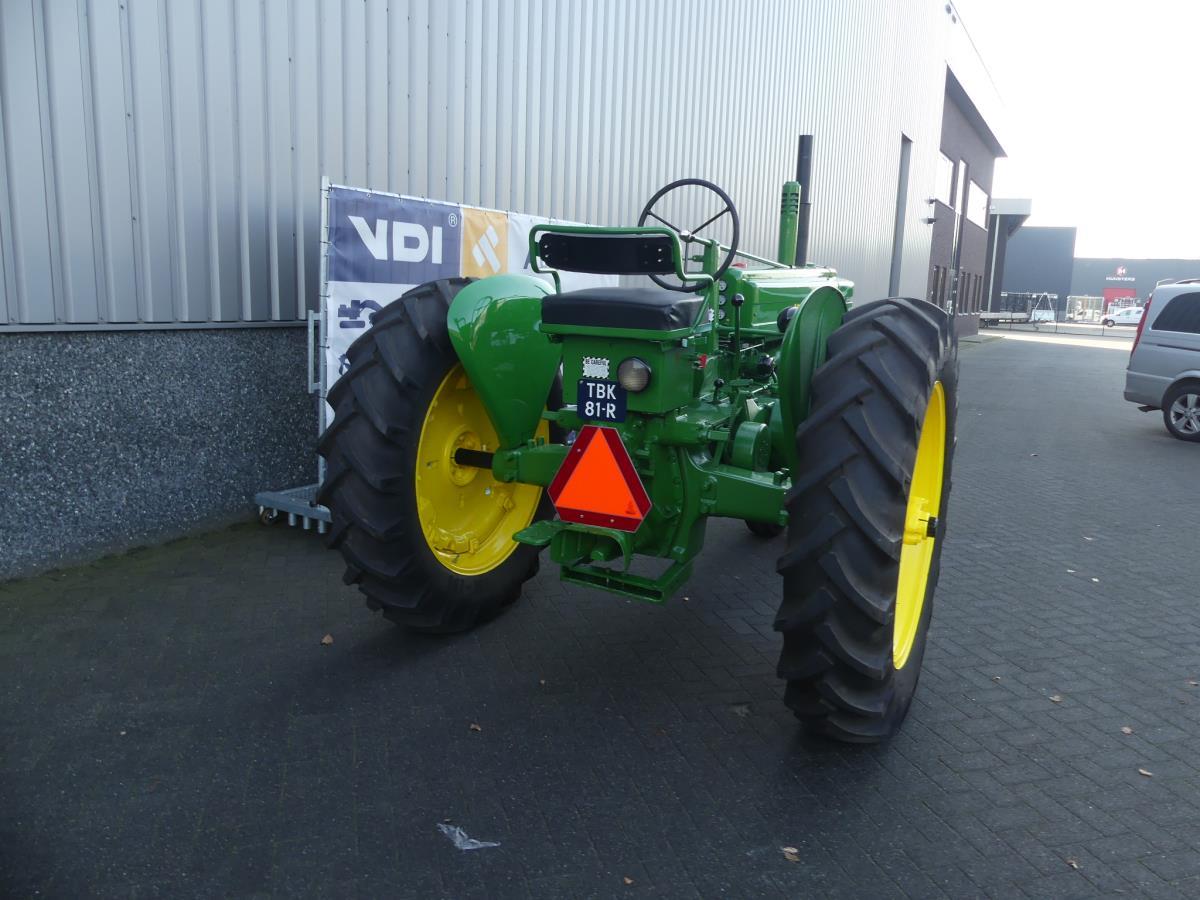 John-Deere A