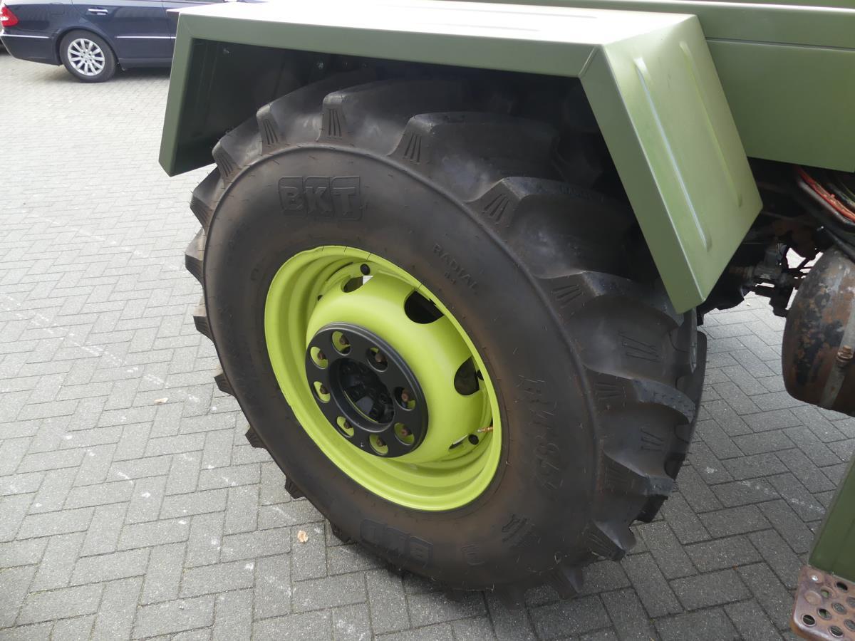 Mercedes-Benz MB trac 1000