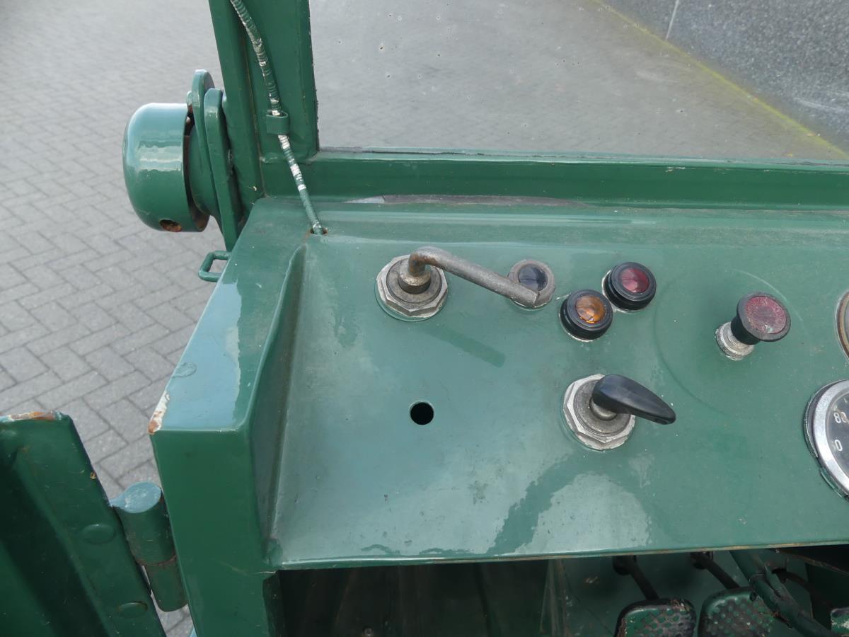 Mercedes-Benz Unimog