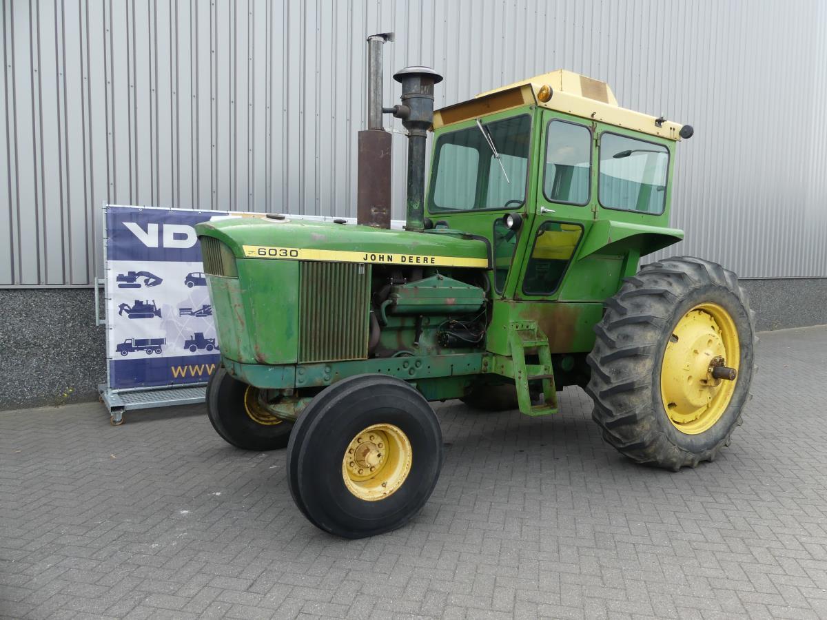 John-Deere 6030