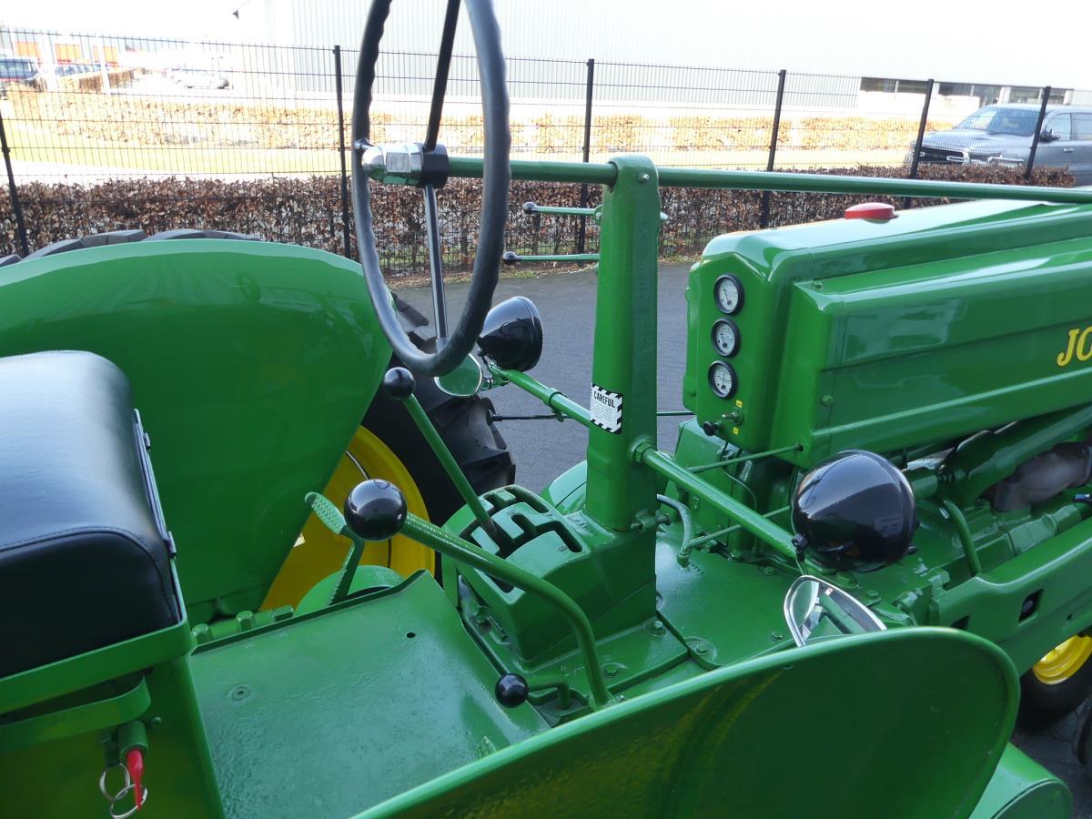 John-Deere A