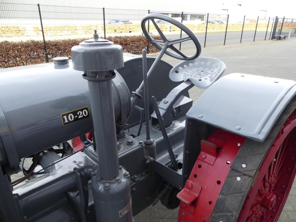 MC Cormick Deering 10/20 