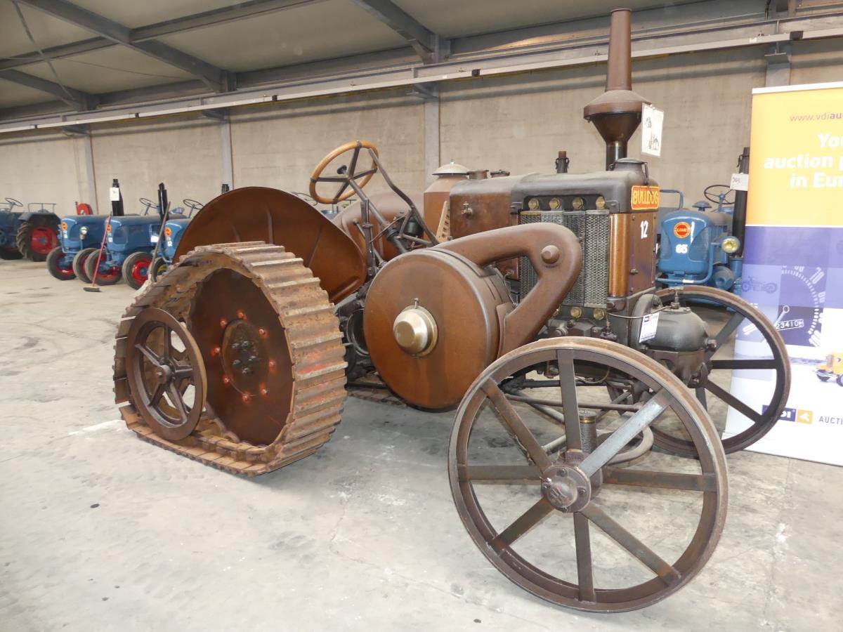 Lanz-Bulldog HR5 half track