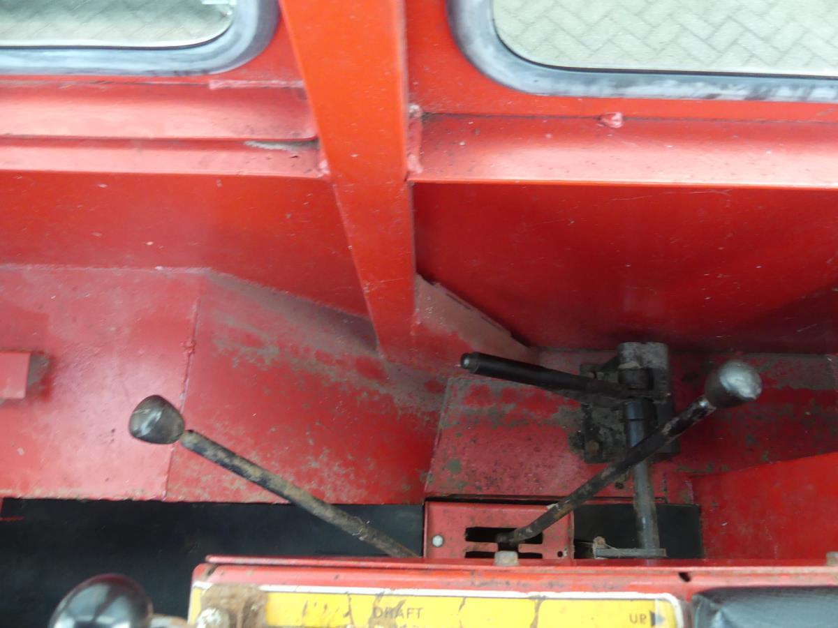 Massey-Ferguson 1200