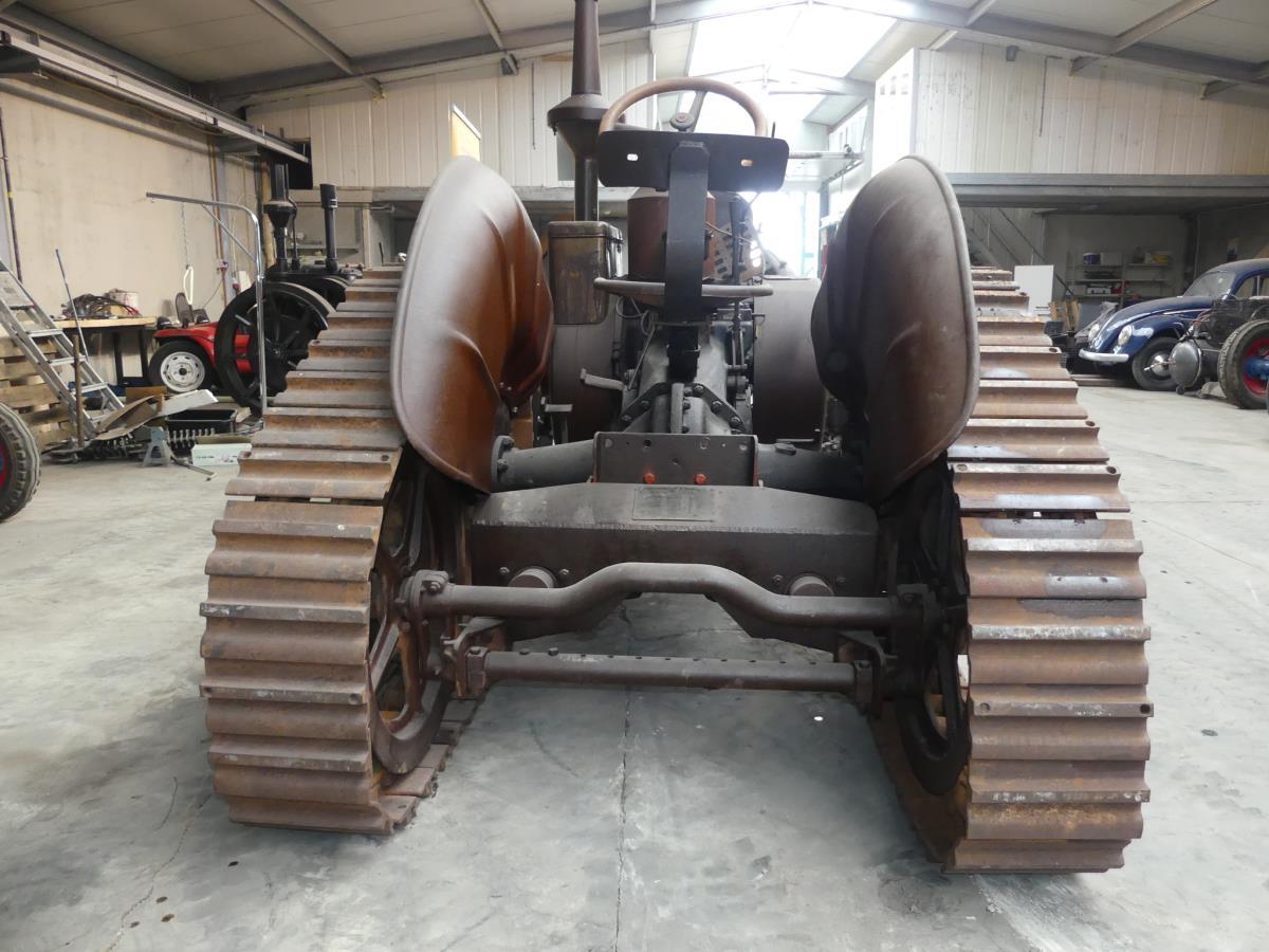 Lanz-Bulldog HR5 half track