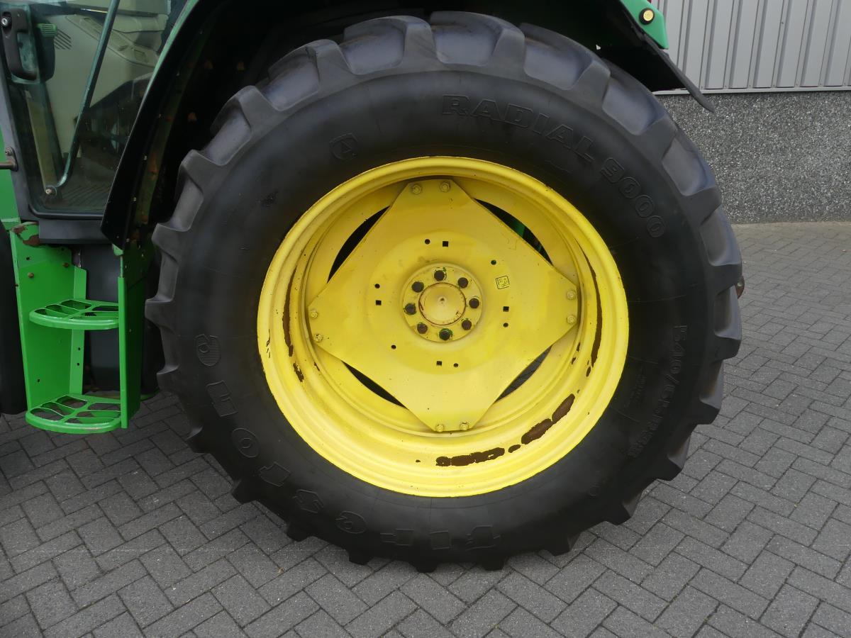 John-Deere 6410 4wd