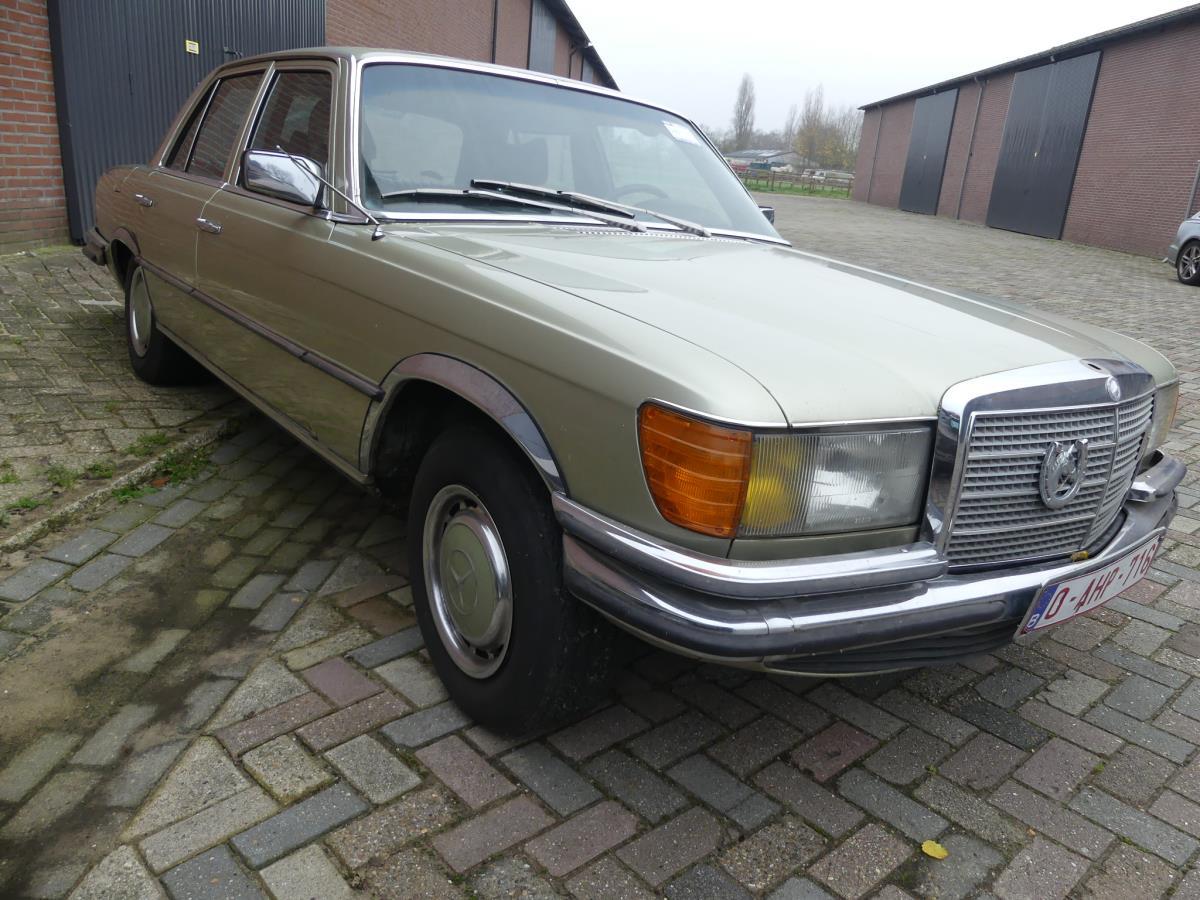 Mercedes-Benz 350SE