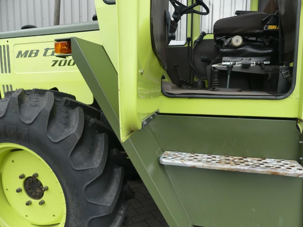 Mercedes Benz Trac 700