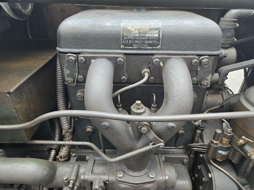 Munktells GBMV-1 Woodgas tractor running on woodgas