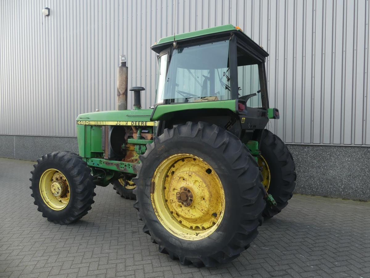John-Deere 4450
