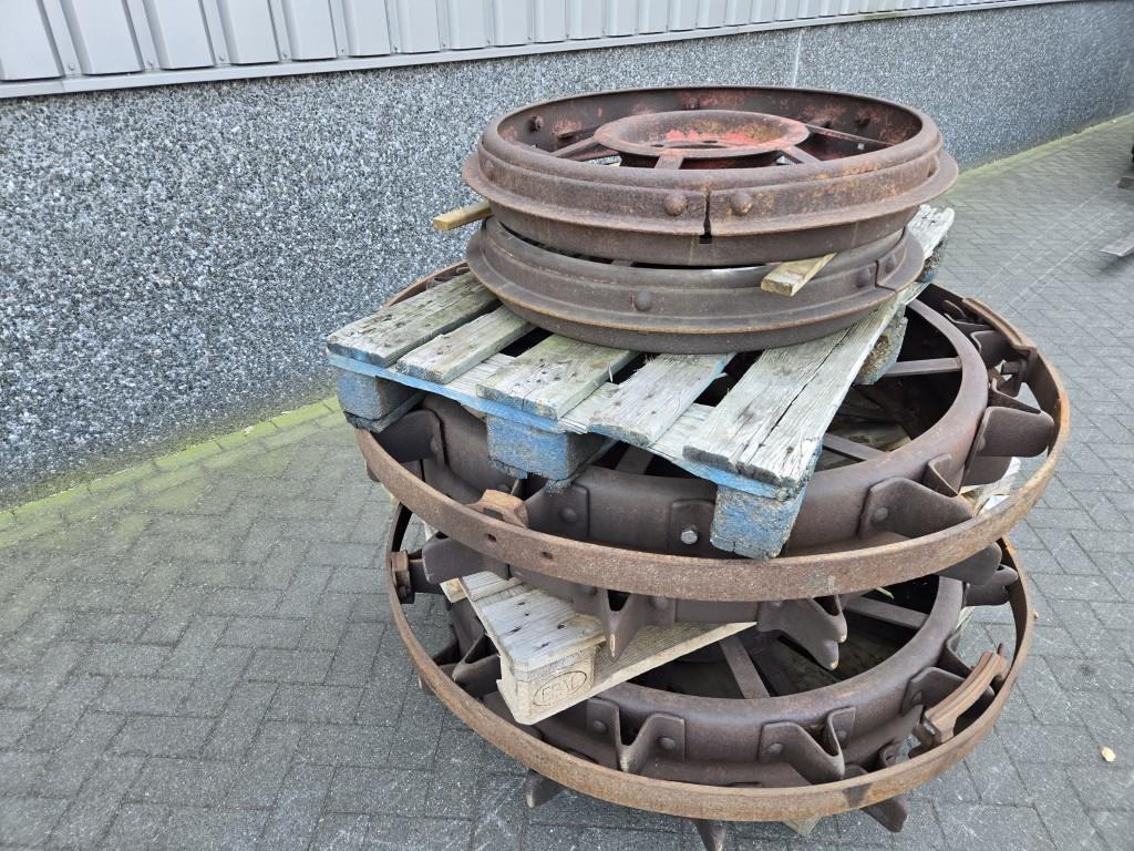 Munktells GBMV-1 Woodgas tractor running on woodgas