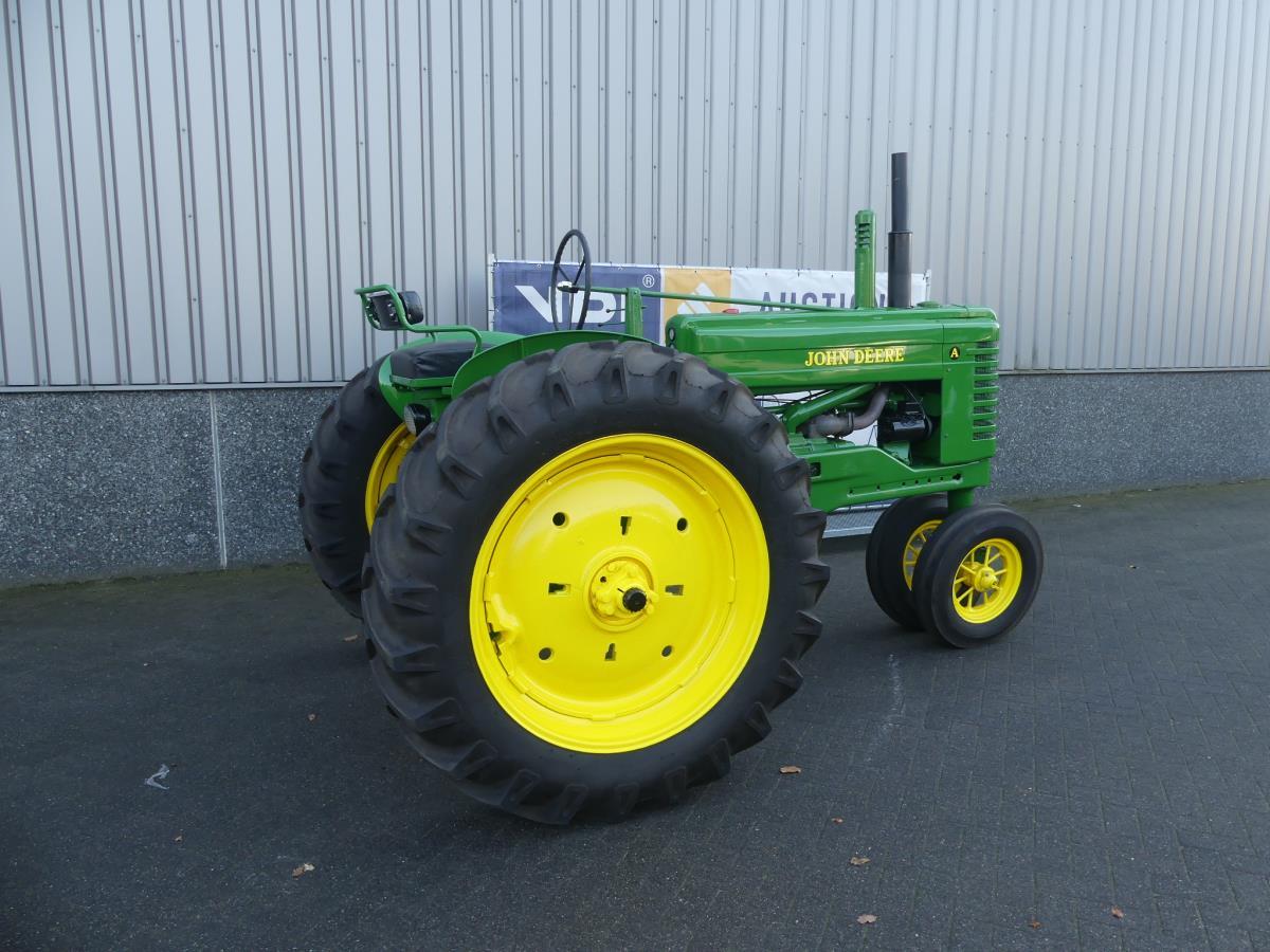 John-Deere A