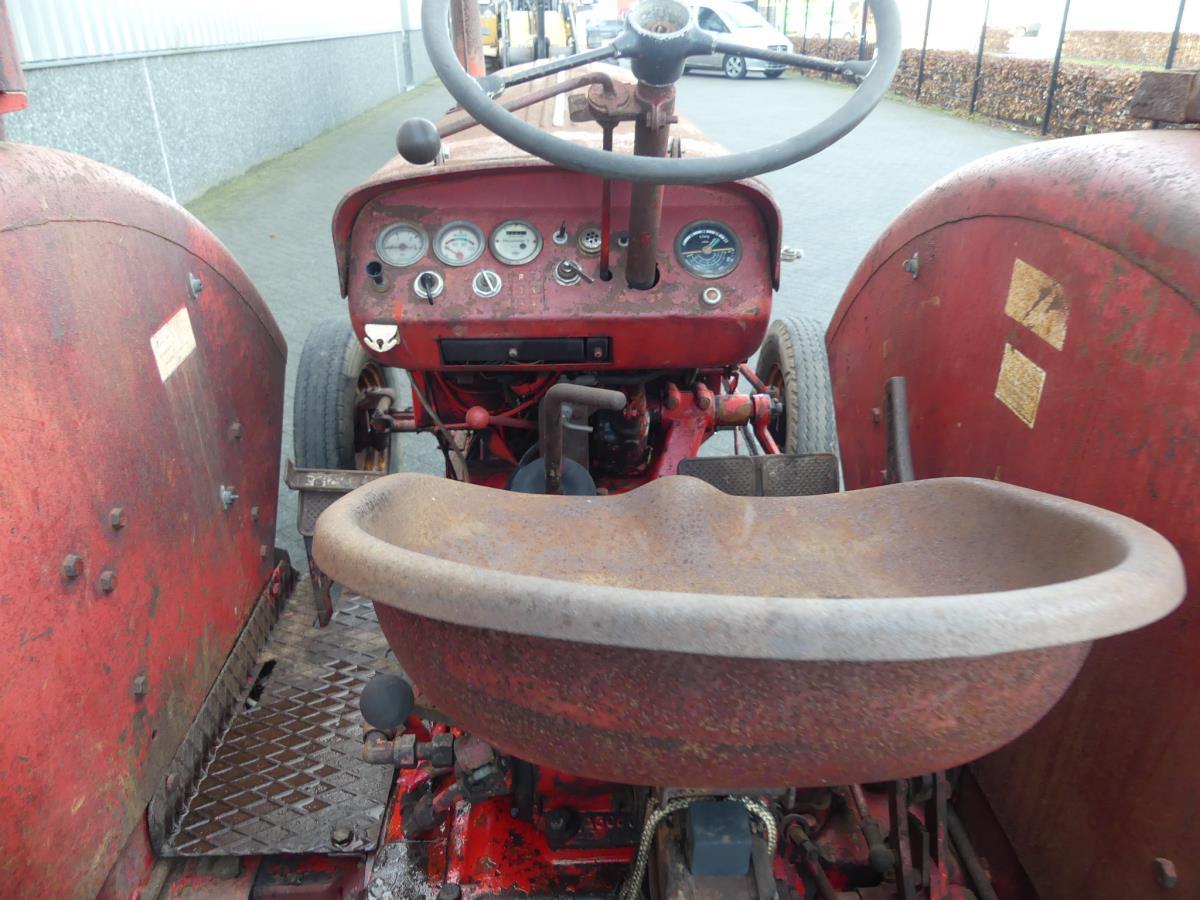 Hanomag Granit R332
