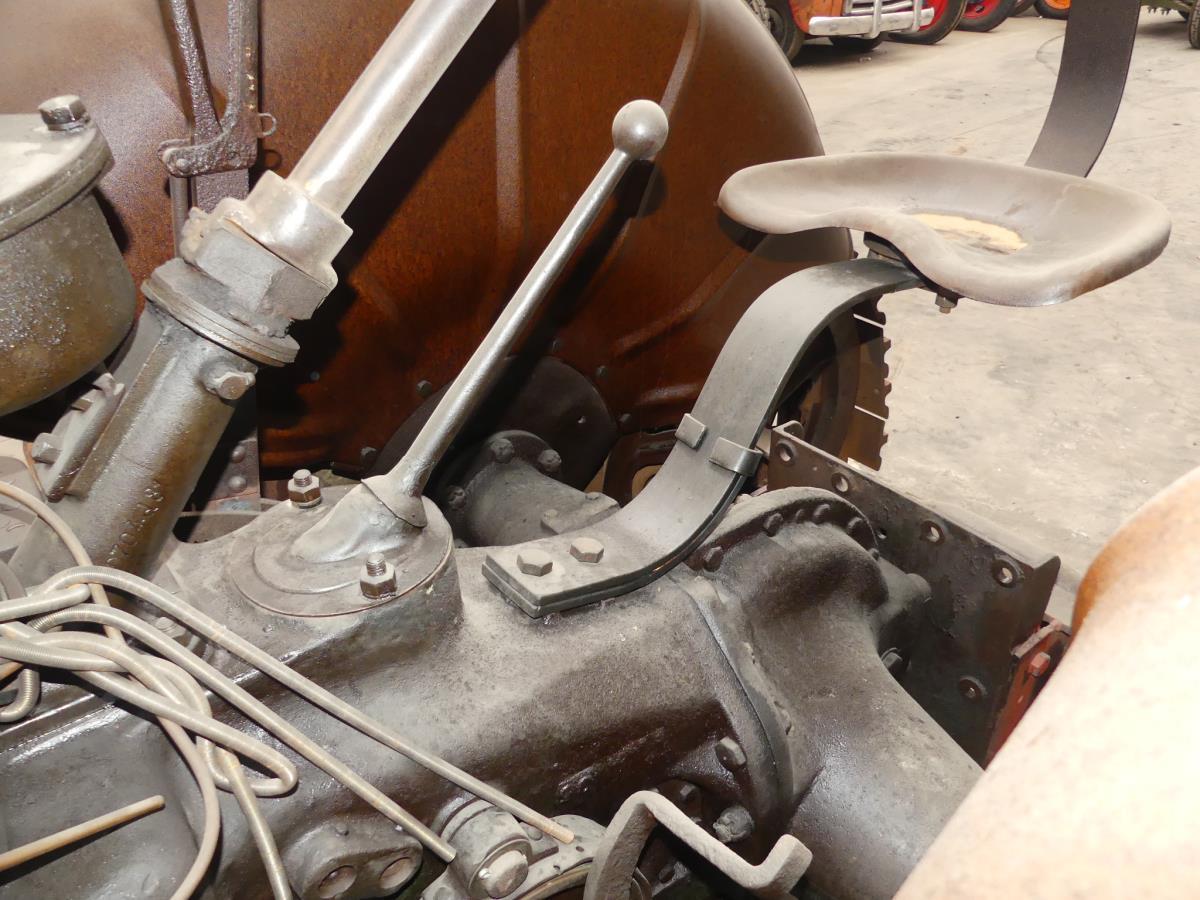 Lanz-Bulldog HR5 half track