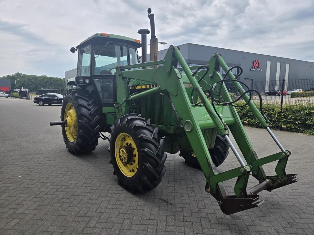 John Deere 4450 with loader