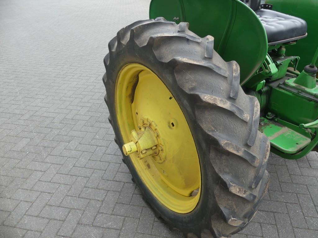 John-Deere 40