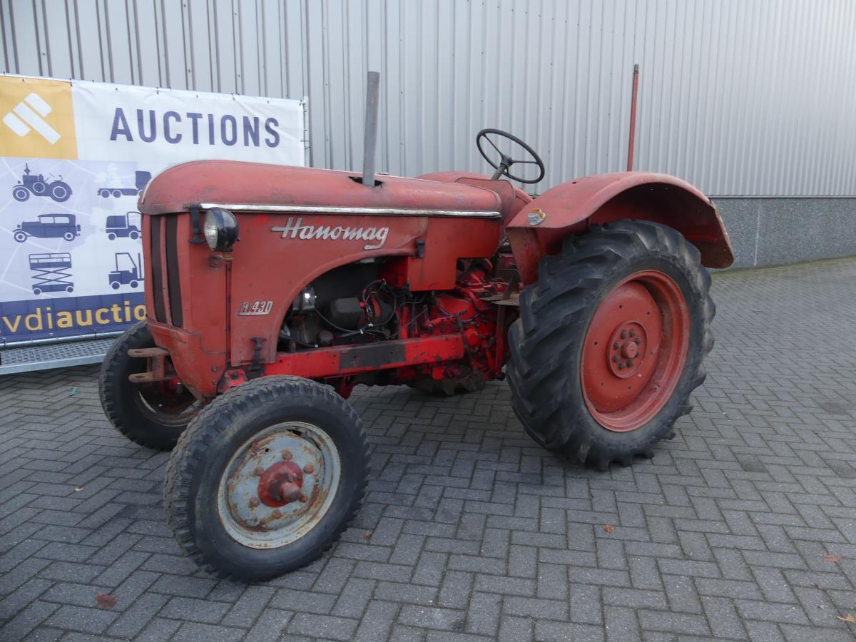 Hanomag R430