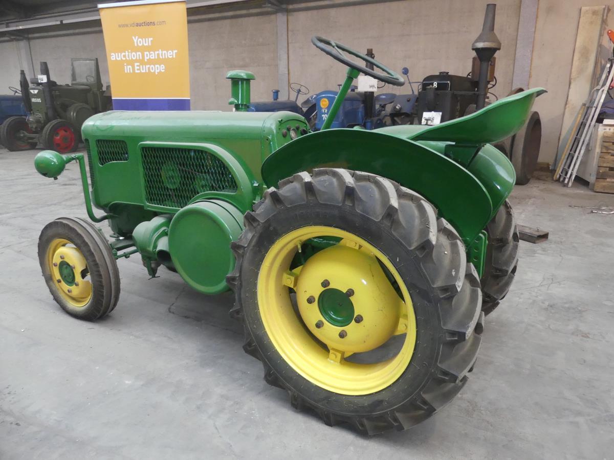 John Deere-Lanz D2812