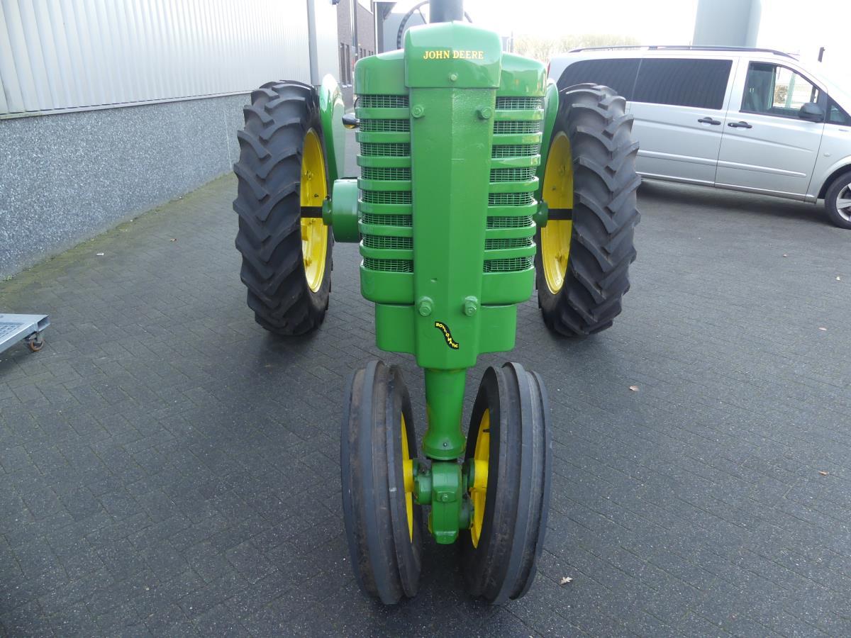 John-Deere A