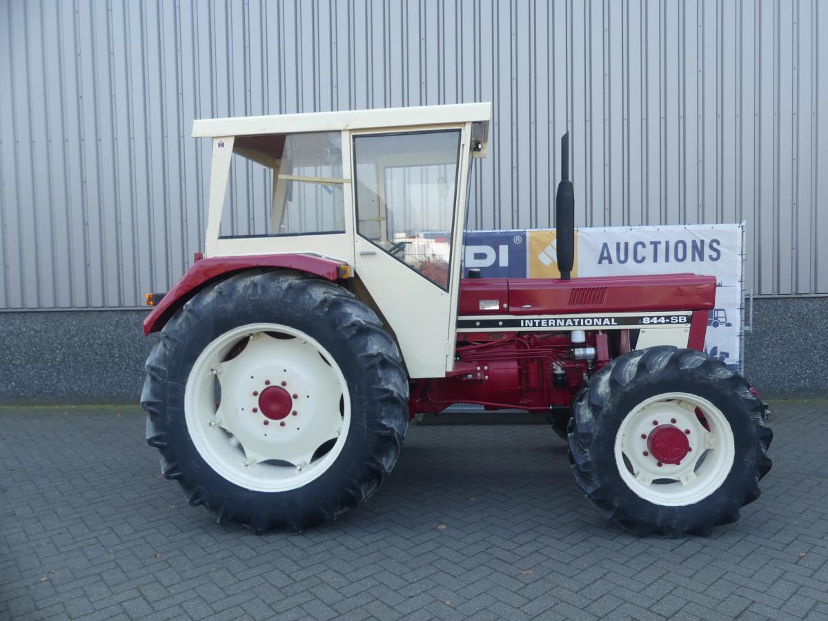 International 844S